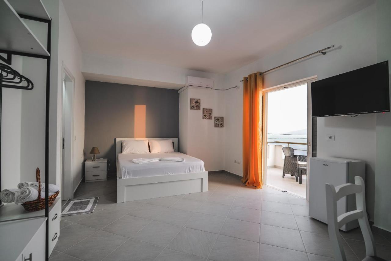 Guest house Amare Sarande
